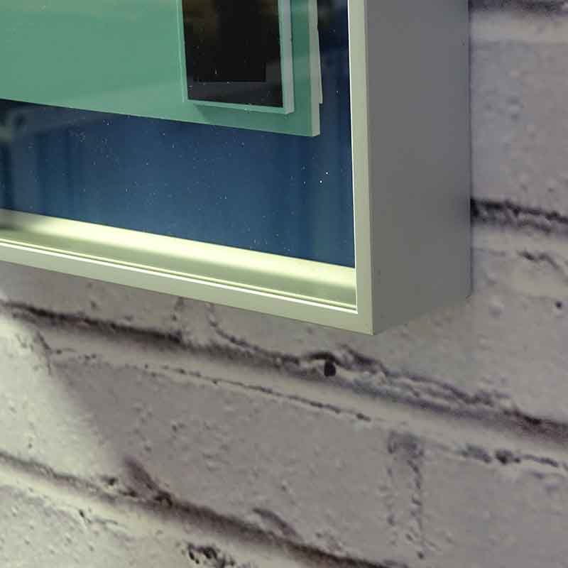 CADRE EN ALUMINIUM VITRINE TRAVAUX